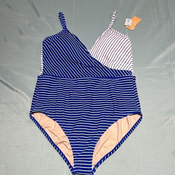 Kona Sol Striped One Piece Bathing Suit D22 - Picture 6 of 7